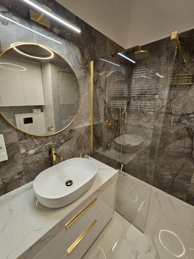 Riverside Apartments Nadmotlawie - Gym & Sauna, Free Parking グダニスク エクステリア 写真